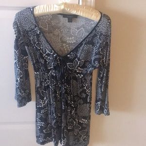 Express black and white top